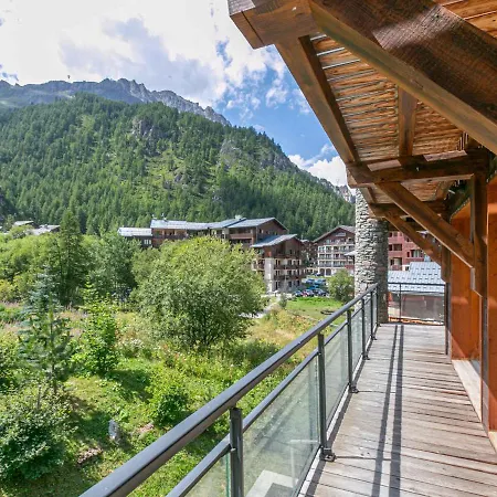 Apartment De Prestige Avec Cheminee, Balcon Et Wifi A - Fr-1-694-320 *